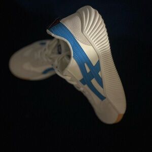 Women's Athletic Shoes in White and Blue